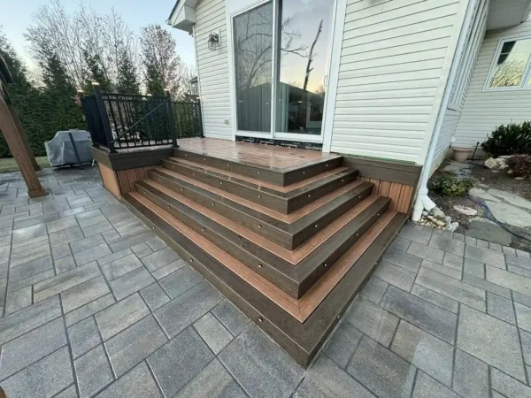 Deck Builder in Ambler